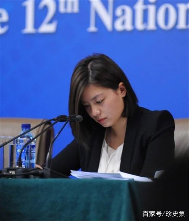 中国外交部,竟然连女翻译的颜值都这么高?一瞥惊鸿